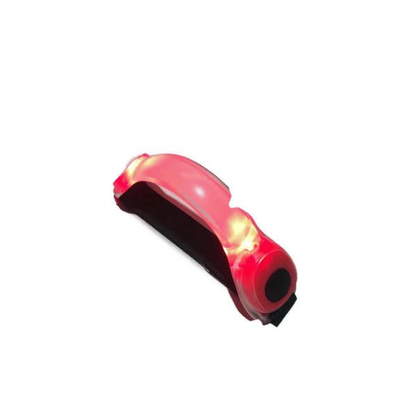 NWOT Runners armband light 2 modes solid/flashing - Picture 2 of 4